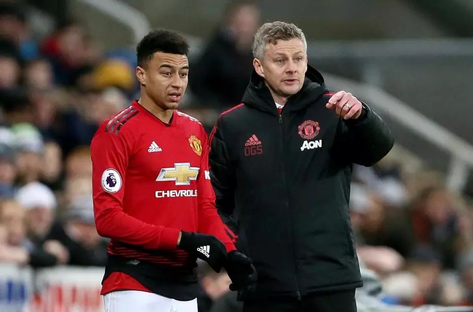 阿森纳1.1亿队长盛赞国足红星：他是个天才！申花主帅堪称我恩师.